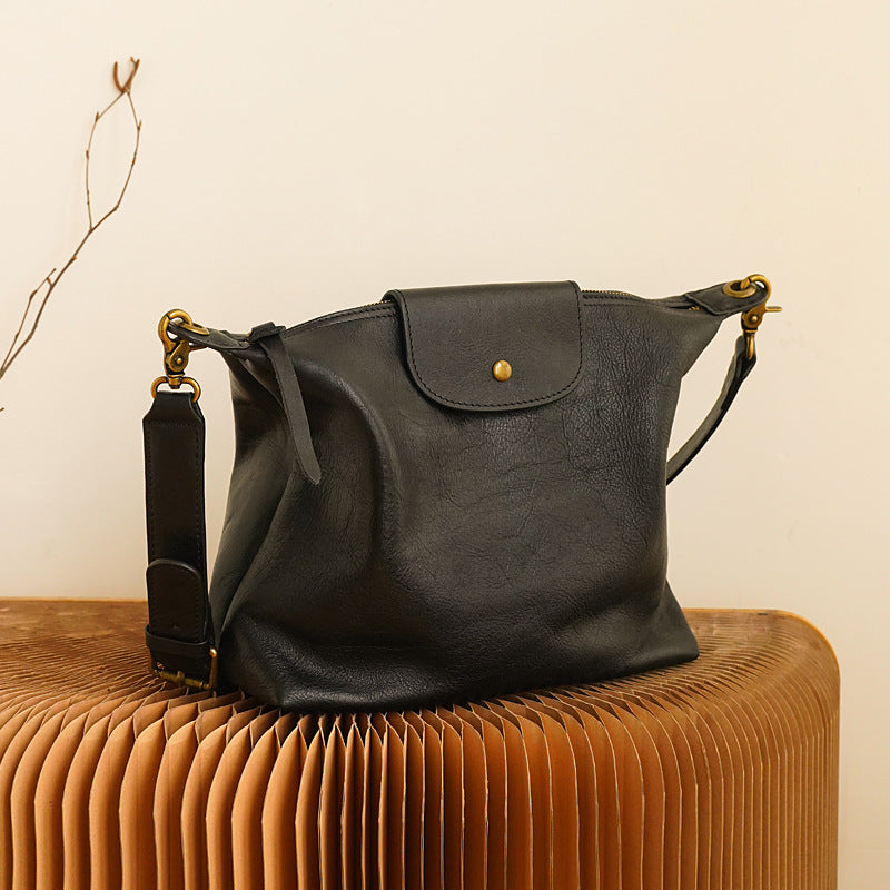 Women's Street Retro First Layer Cattlehide Leather Fashion Crossbody Bags