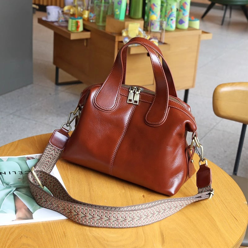 Women's Genuine Leather High-grade Retro Cow Big Handbags