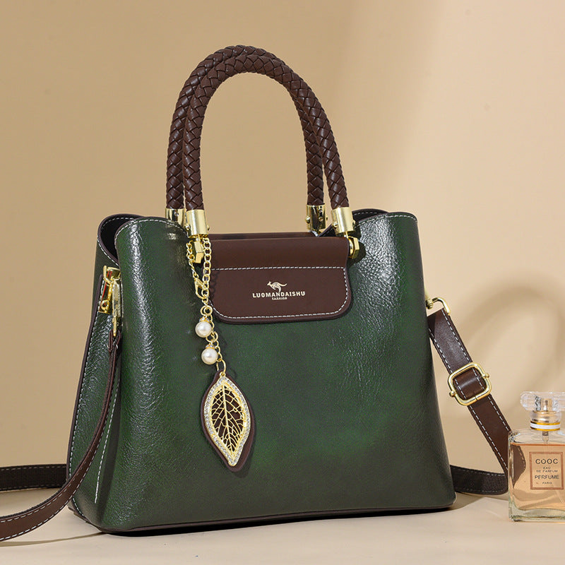 Women's Retro Oily Leather Large Capacity Versatile Tote Bags
