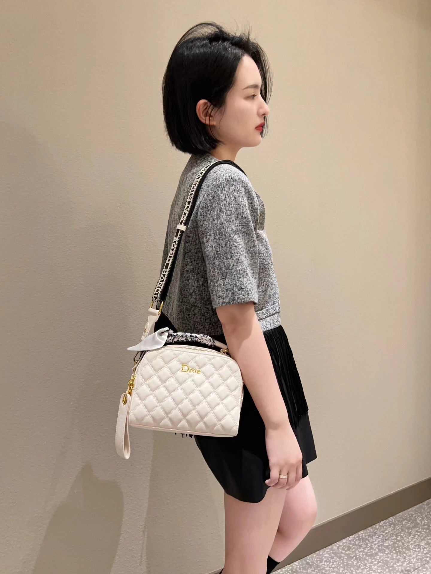 Women's Genuine Leather Elegant Fashionable Niche High-grade Shoulder Bags
