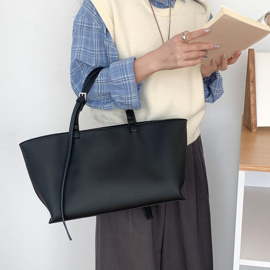 Women's Style One Large Capacity High-grade Spring Portable Bags