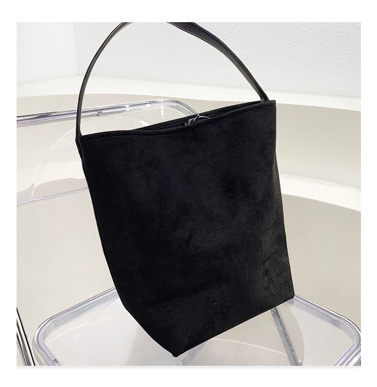 Women's Suede Retro Large Capacity Underarm Fashionable Bags