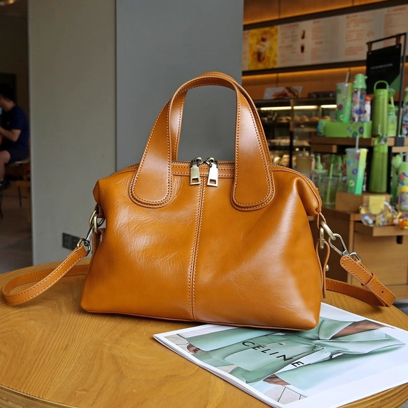Women's Genuine Leather High-grade Retro Cow Big Handbags