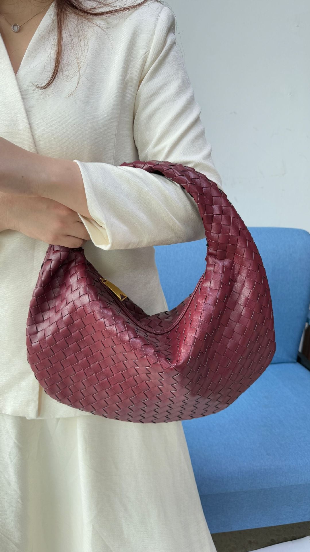 Women's High-grade Woven Stylish Underarm Large Capacity Tote Bags