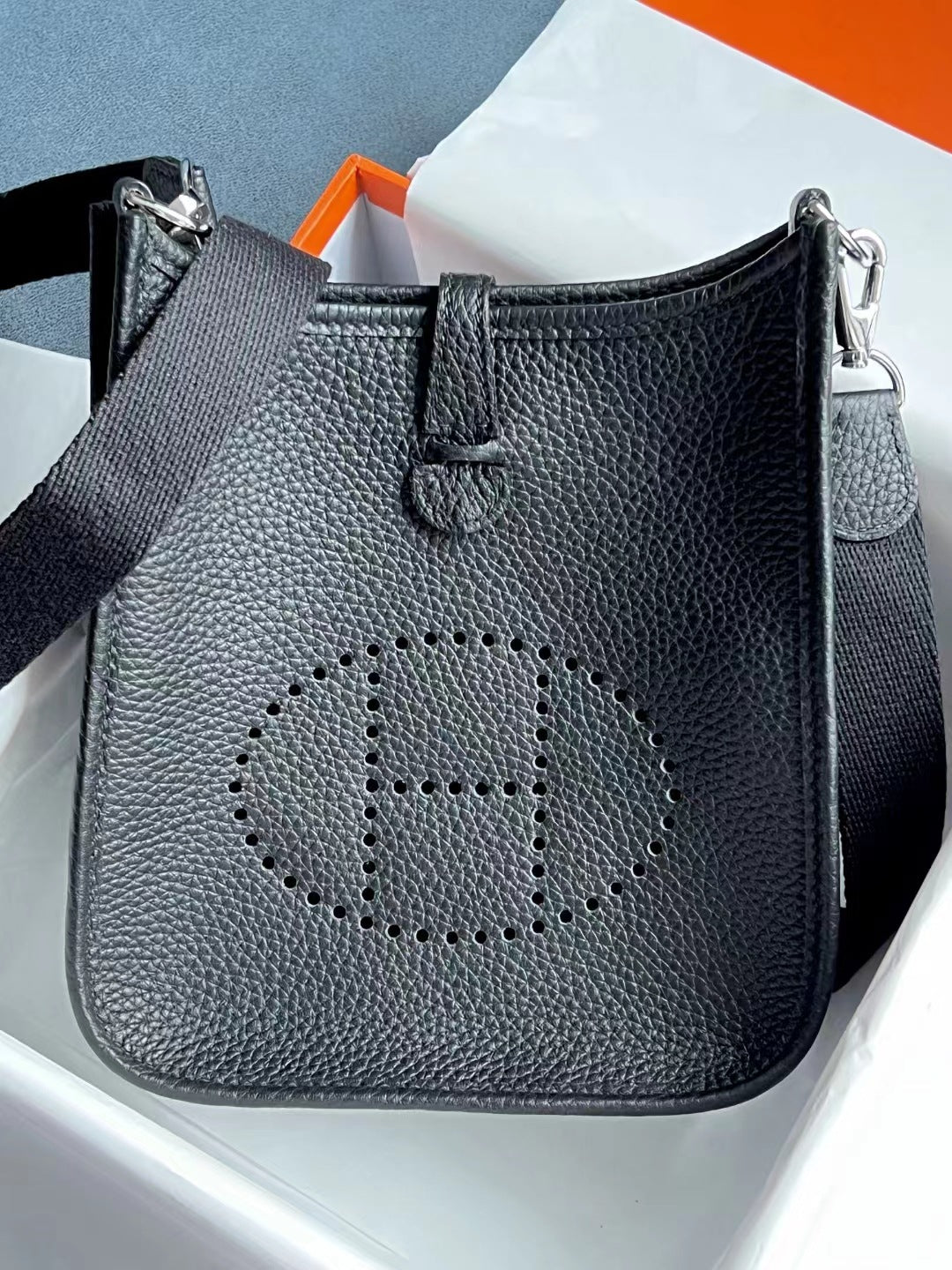 Women's Handmade Wax Line First Layer Cowhide Mini Genuine Leather Shoulder Bags